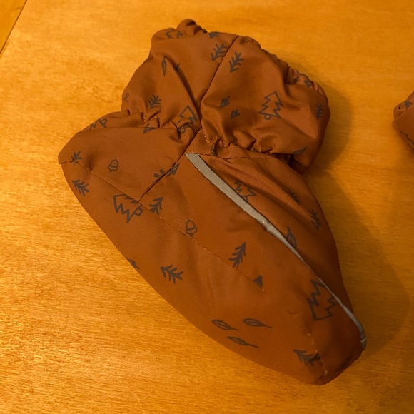 Brown Baby Booties - Picture 5 of 6